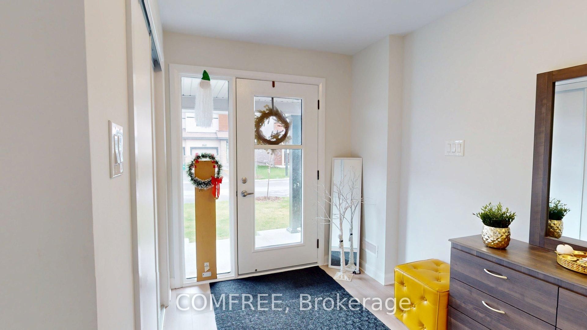 272 Elsie Macgill Walk, Kanata, ON K2W 0L2 photo 3