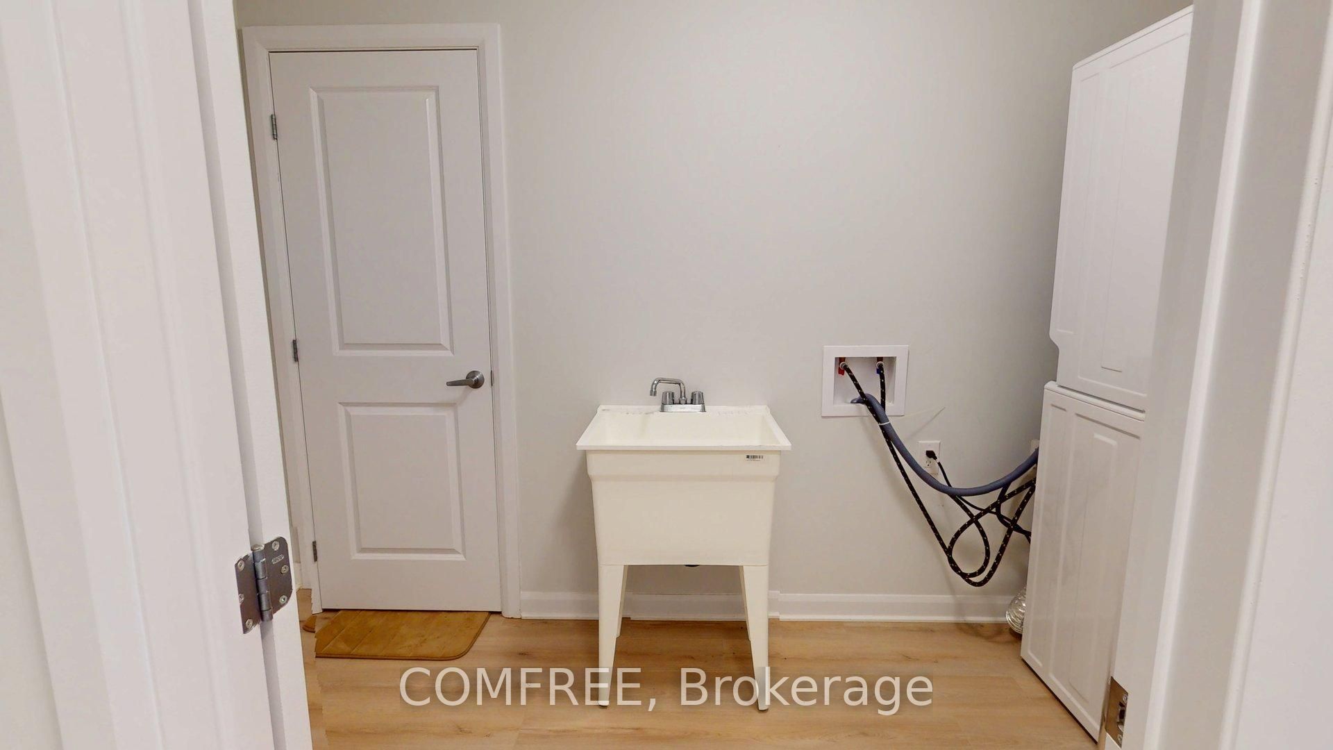 272 Elsie Macgill Walk, Kanata, ON K2W 0L2 photo 4