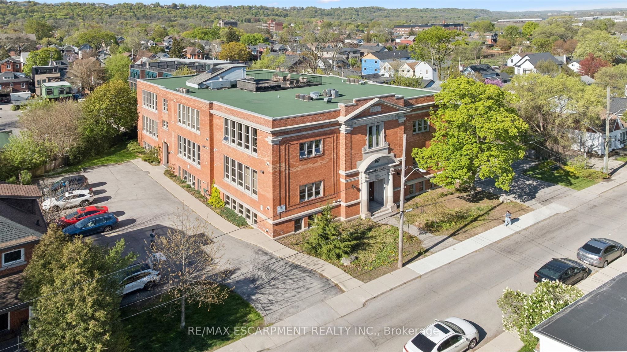 357 Hunter Street W 36, Hamilton, ON L8P 1S6