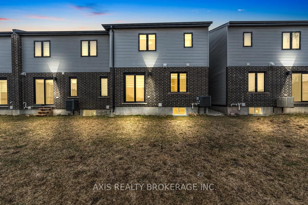 2978 Turner Crescent, London South, ON N6M 0A1 photo 2