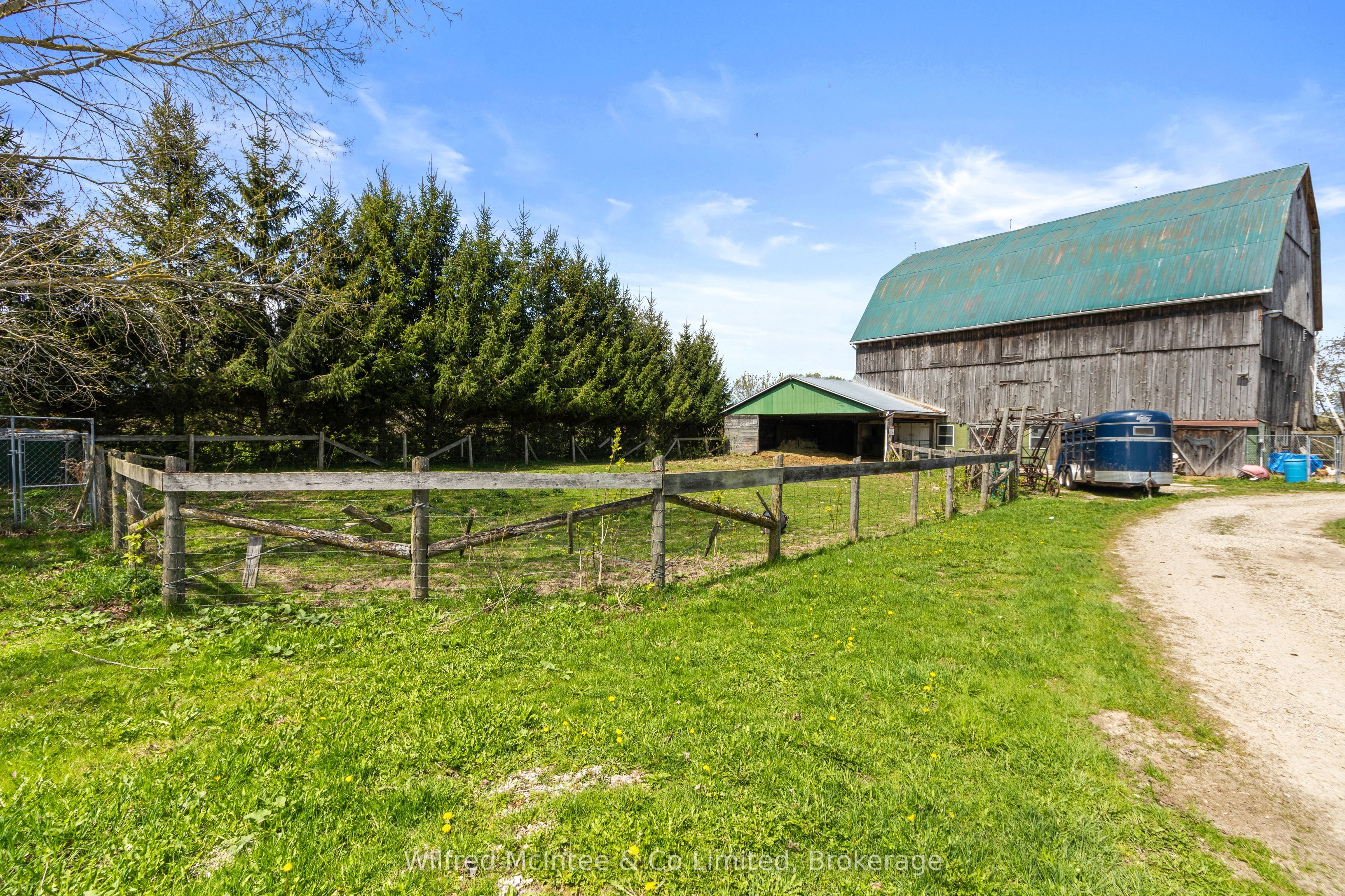 341727 Concession Rd 2 NDR, West Grey, ON N4N 3B9 photo 5