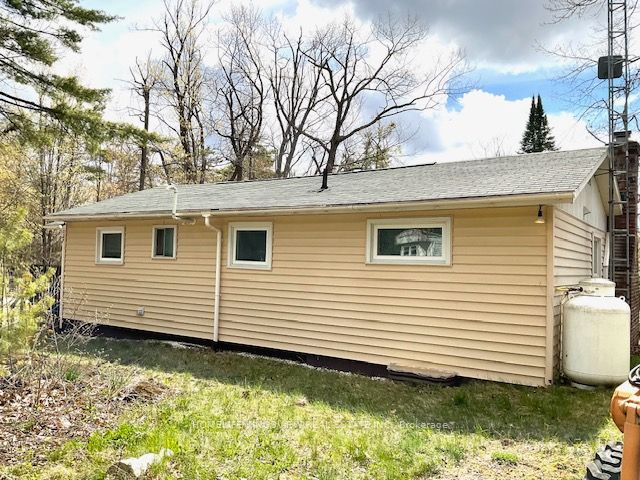 488 Kennedy Drive, Trent Lakes, ON K0M 1A0 photo 2