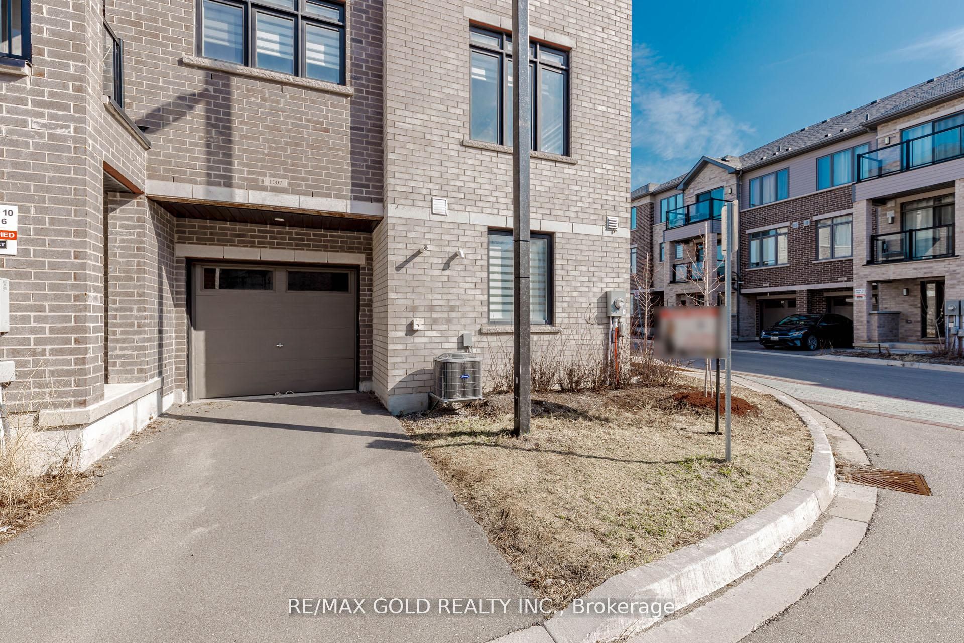 585 Colborne Street E 1007, Brantford, ON N3S 0K4 photo 5