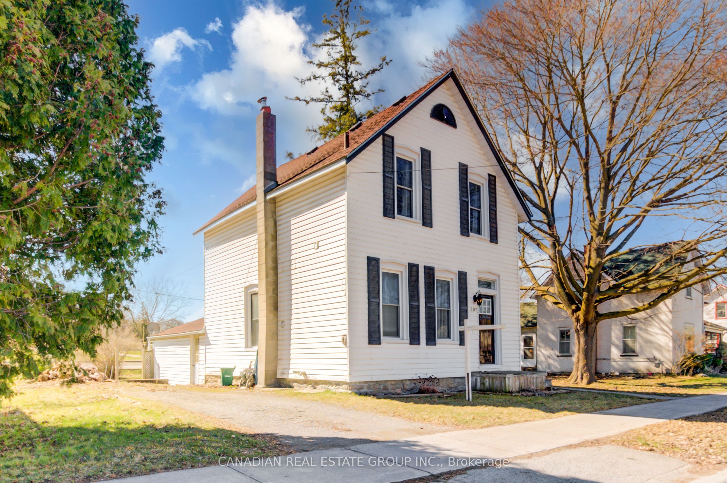 207 Front Street N, Trent Hills, ON K0L 1L0 photo 2