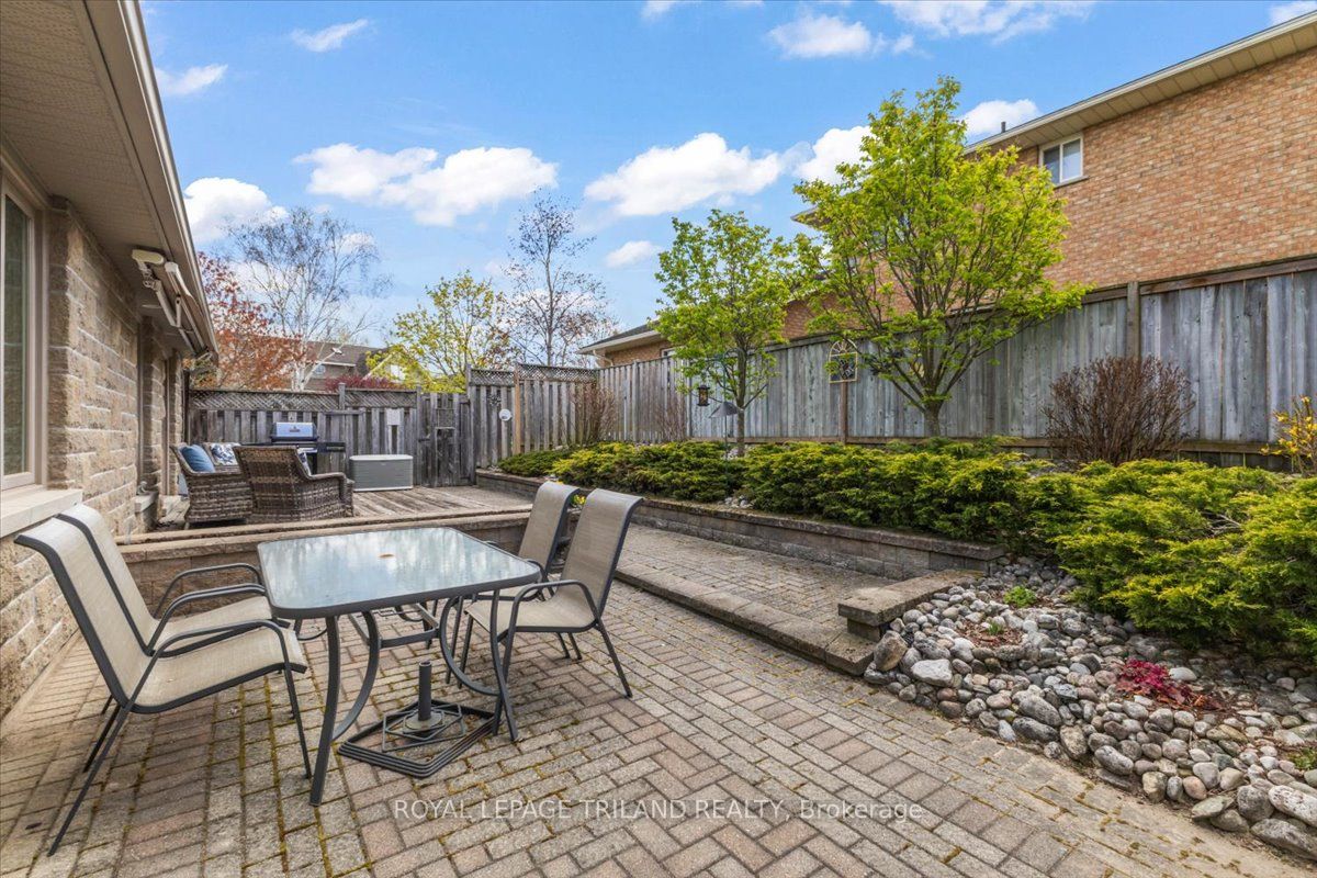 272 4th Street Crescent, Hanover, ON N4N 3S9 photo 3