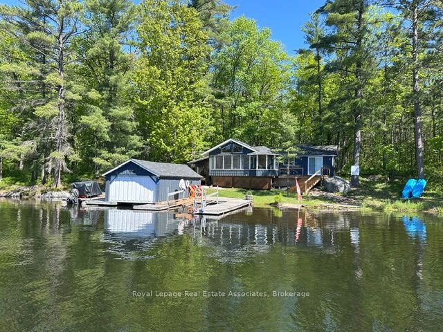 7206 Severn River Shore, Georgian Bay, ON P0C 1M0