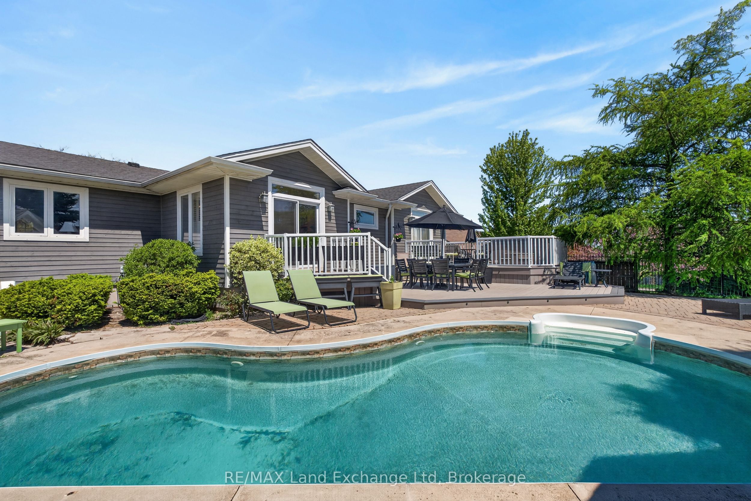 469 Grandview Road, North Huron, ON N0G 2W0