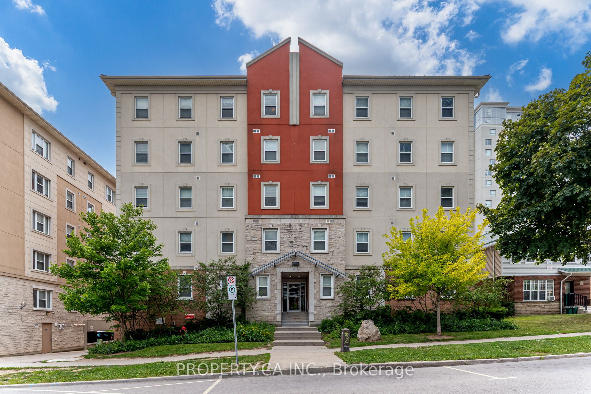 253 Lester Street 204, Waterloo, ON N2L 3W6