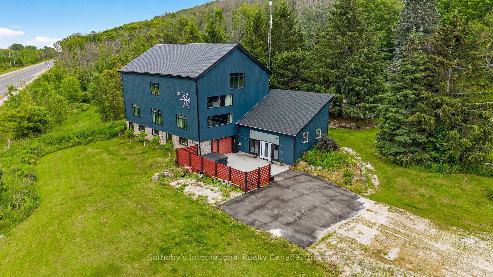 121 Old Highway 26, Meaford, ON N4L 1W7