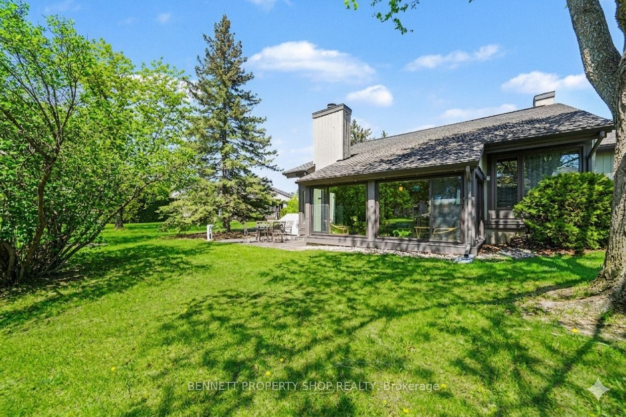 12 Laurel Valley Court, Stittsville - Munster - Richmond, ON K2S 1B9 photo 2
