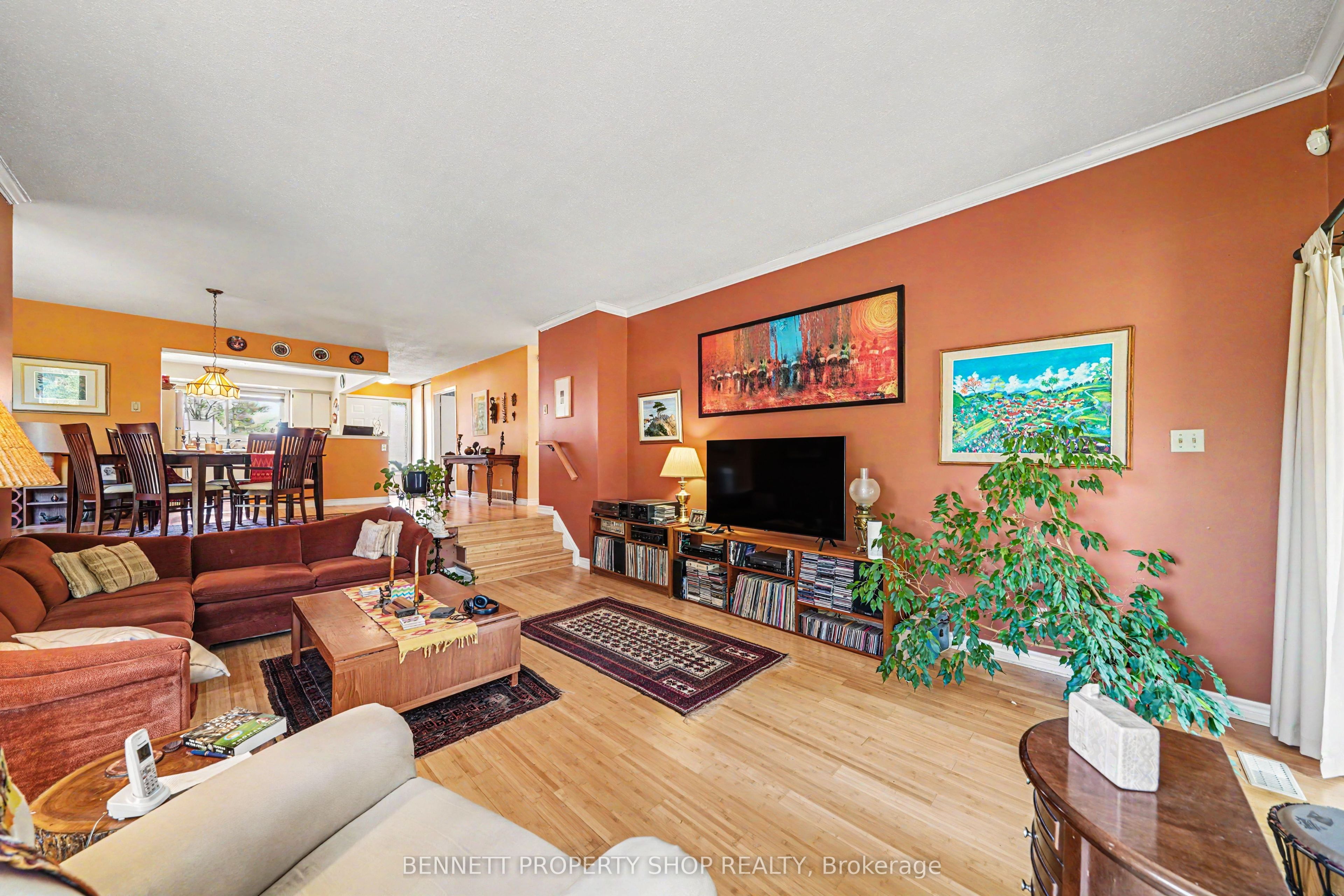 12 Laurel Valley Court, Stittsville - Munster - Richmond, ON K2S 1B9 photo 4