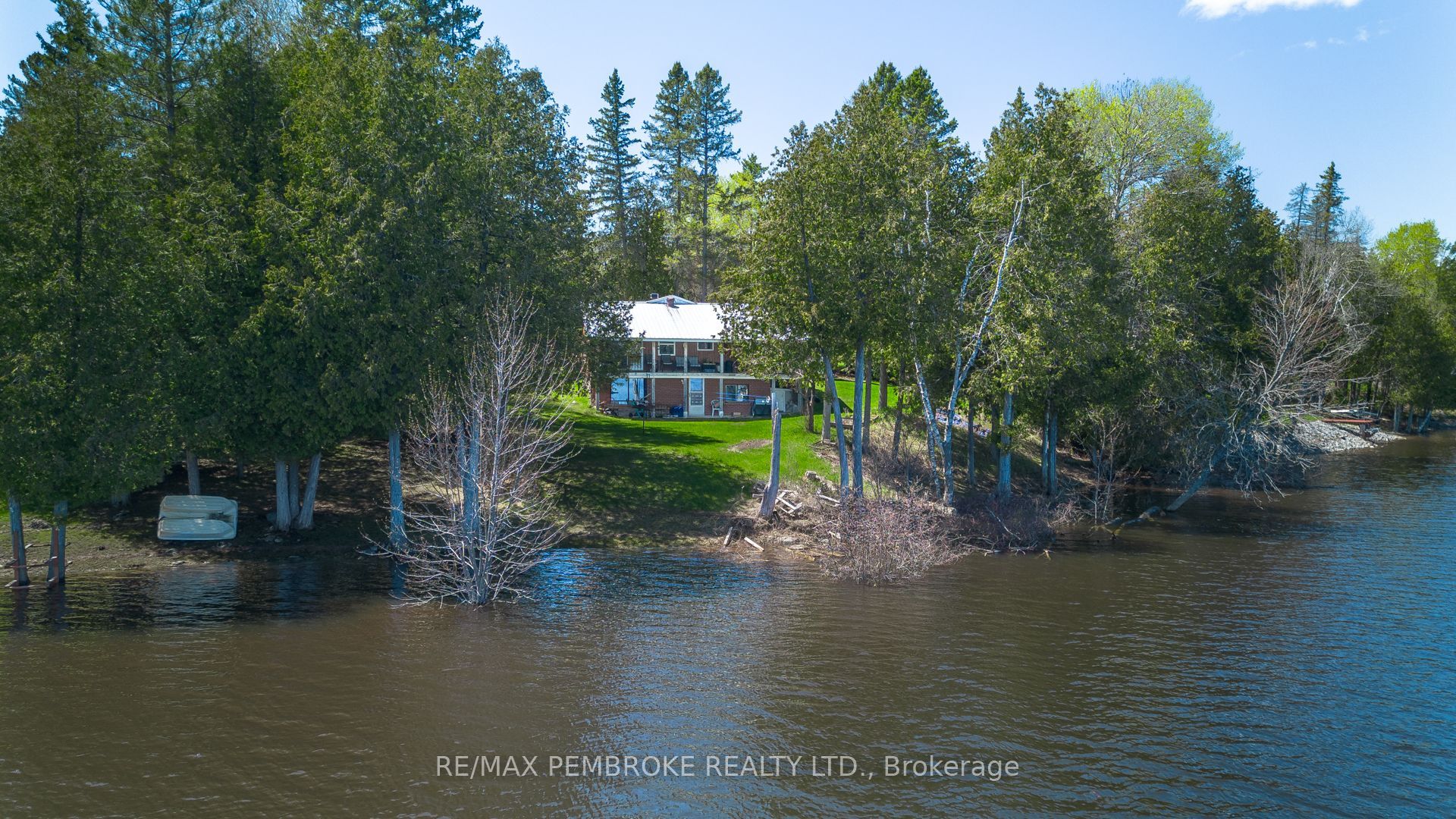 714 Lacroix Bay Road, Whitewater Region, ON K0J 2L0 photo 5