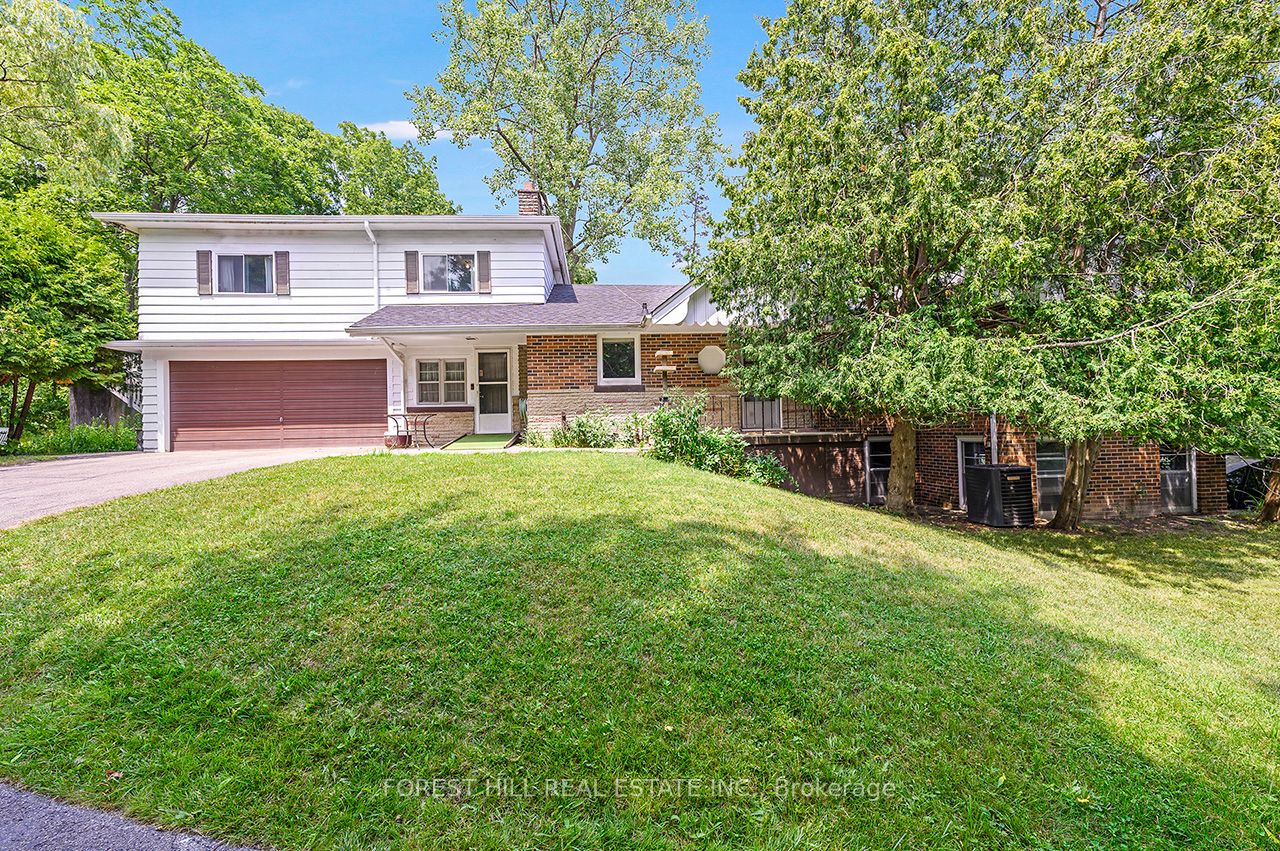 18 Sullivan's Lane, Hamilton, ON L9H 5N7