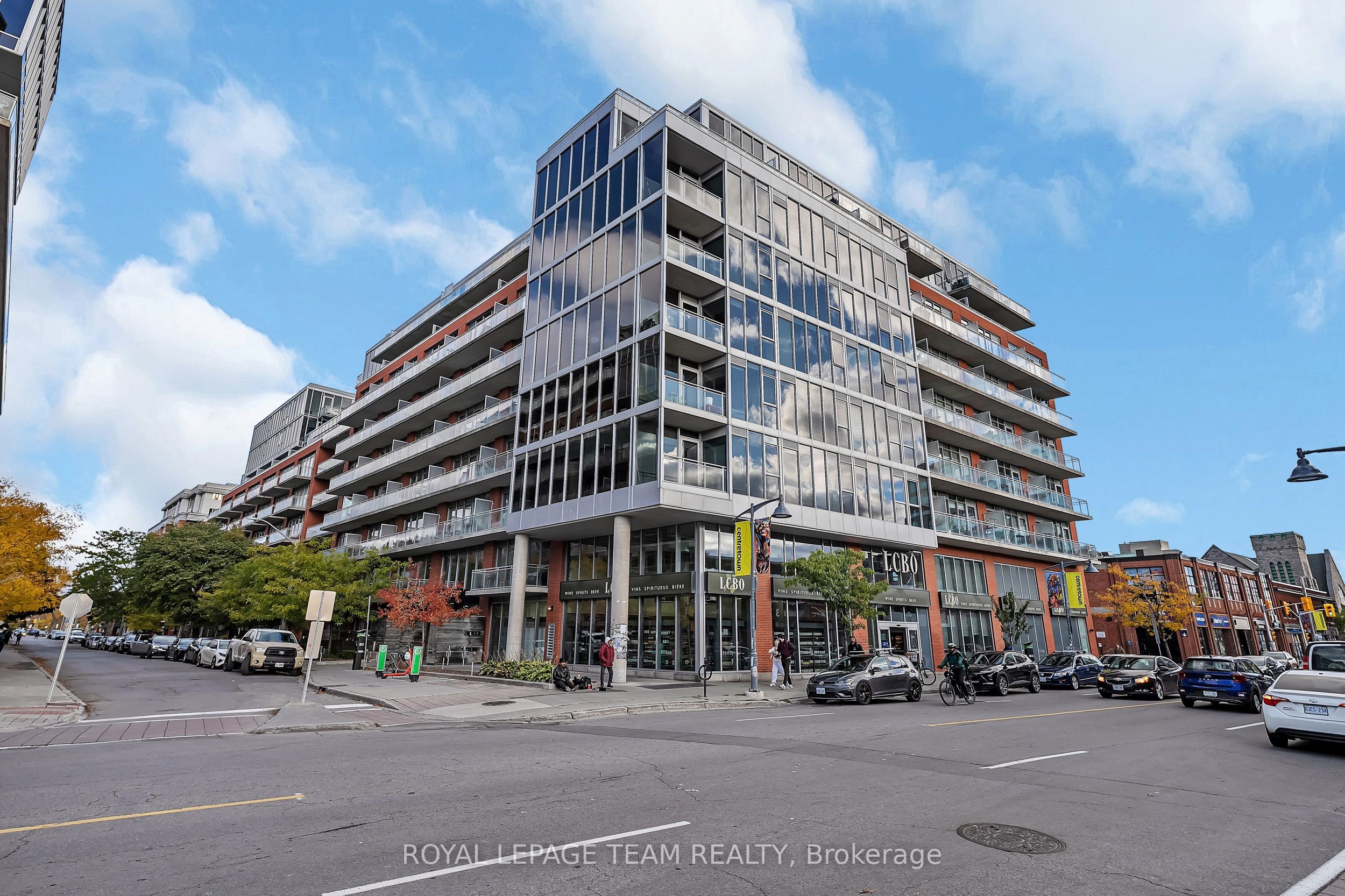 360 Mcleod Street 905, Ottawa Centre, ON K2P 1A9 photo 2