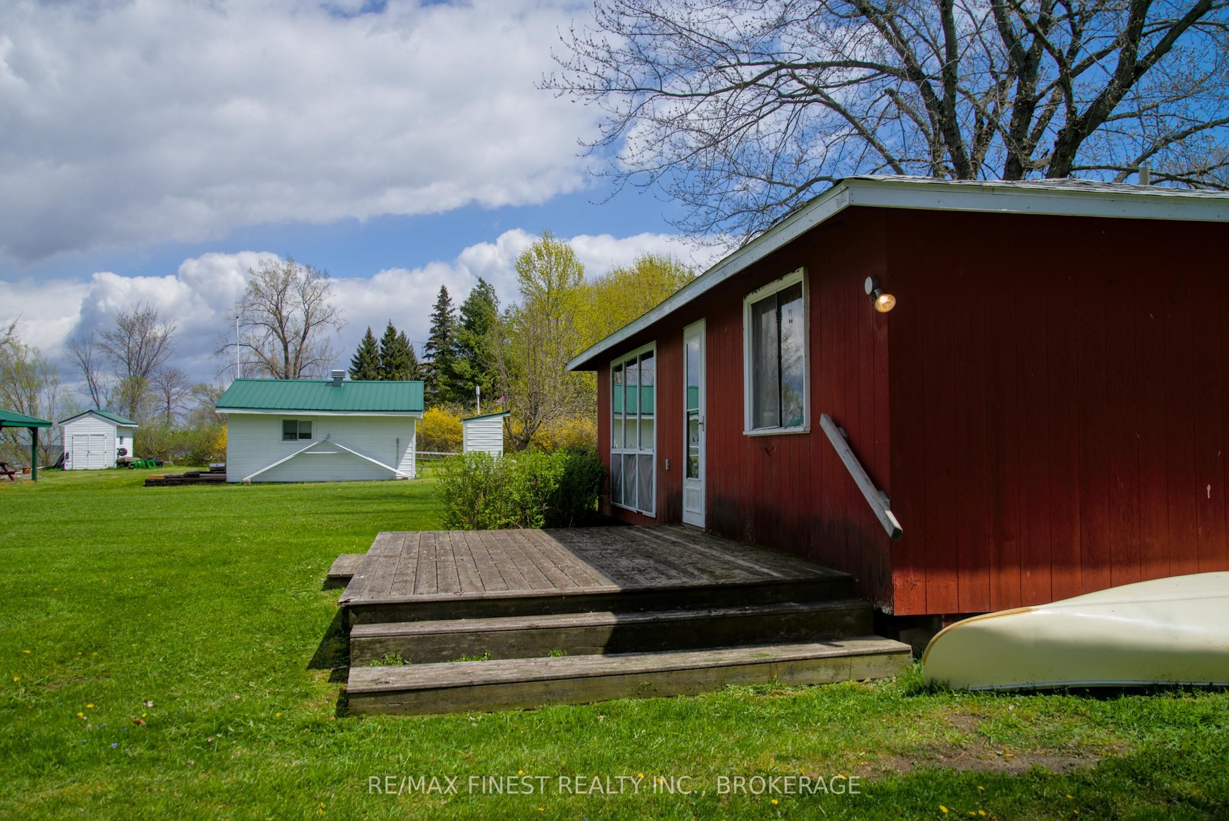 9300 Front Road, Loyalist, ON K0H 2S0 photo 3