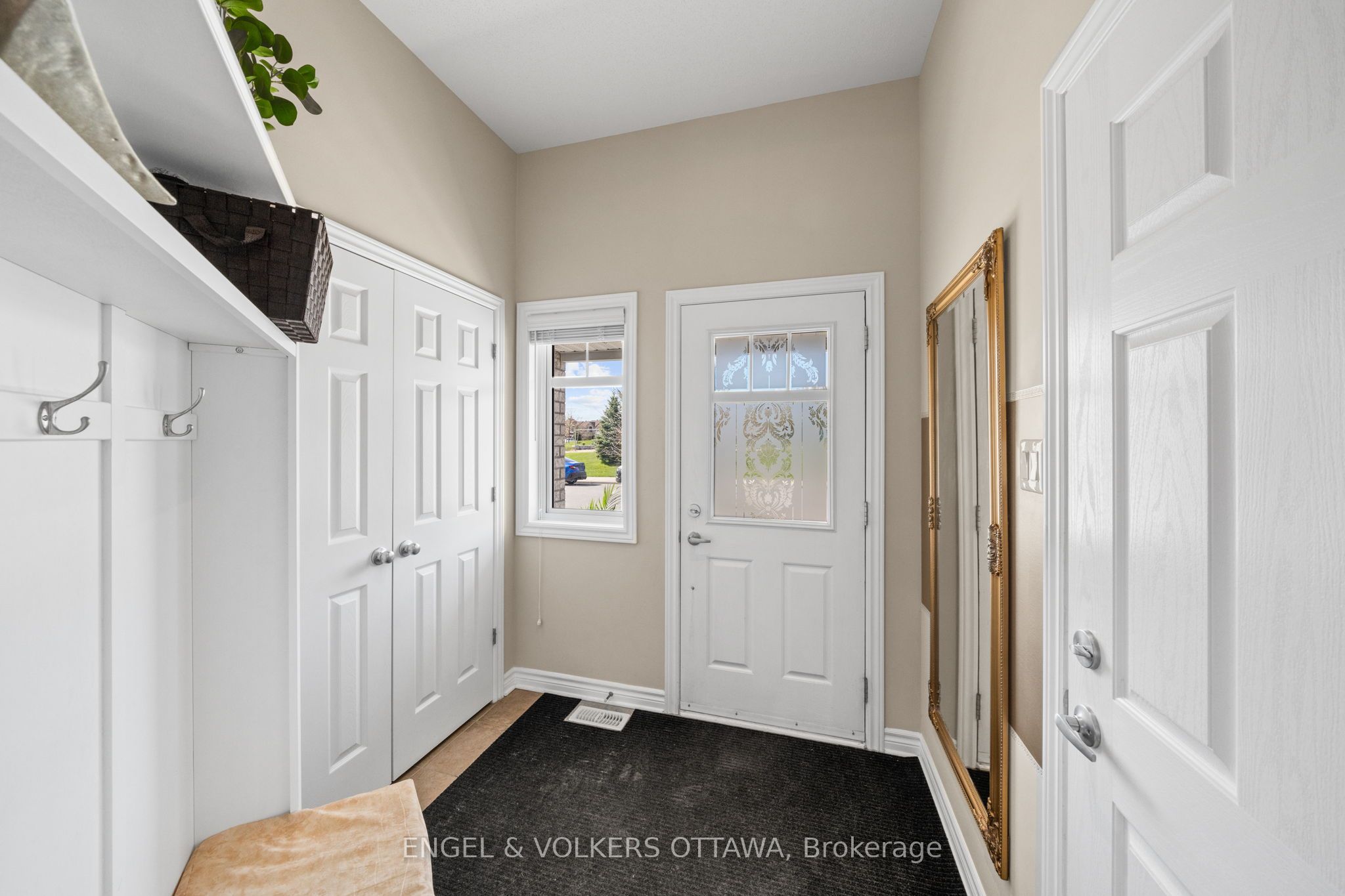107 Mancini Way, Barrhaven, ON K2J 5X3 photo 2