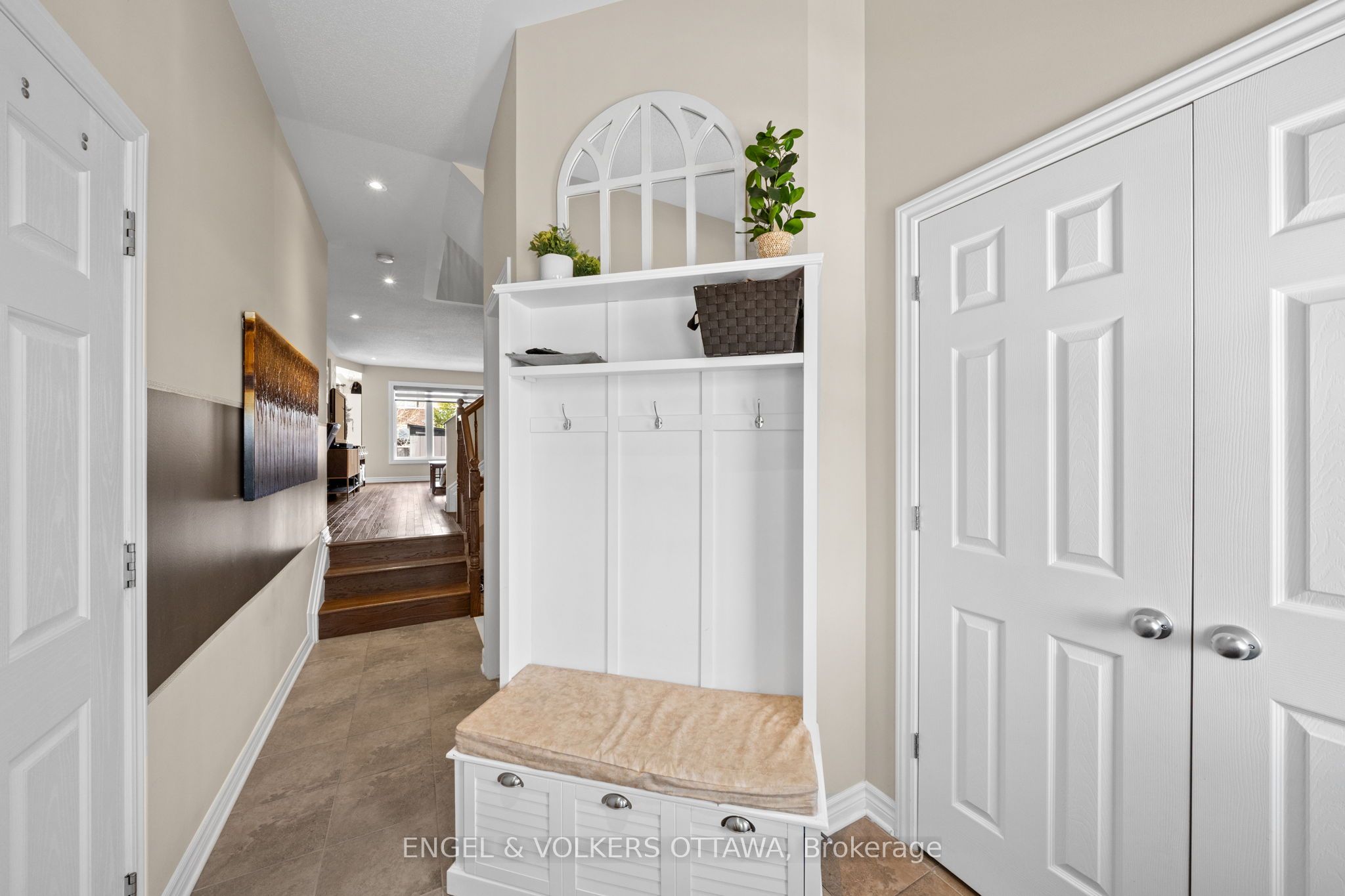 107 Mancini Way, Barrhaven, ON K2J 5X3 photo 3