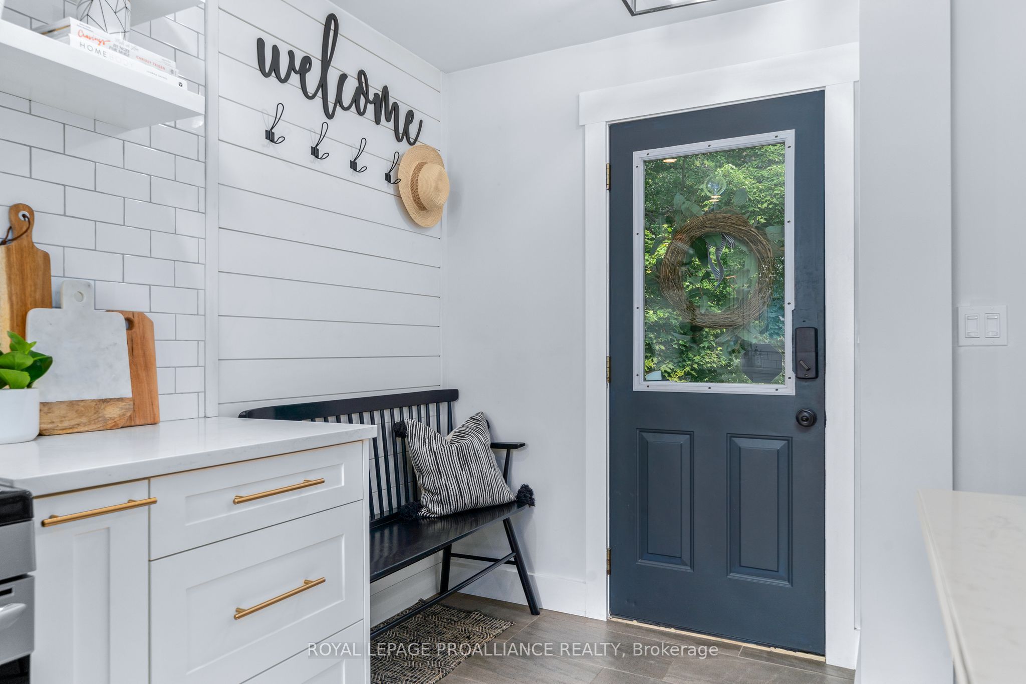 90 Cosy Cove Lane, Tweed, ON K0K 3J0 photo 2