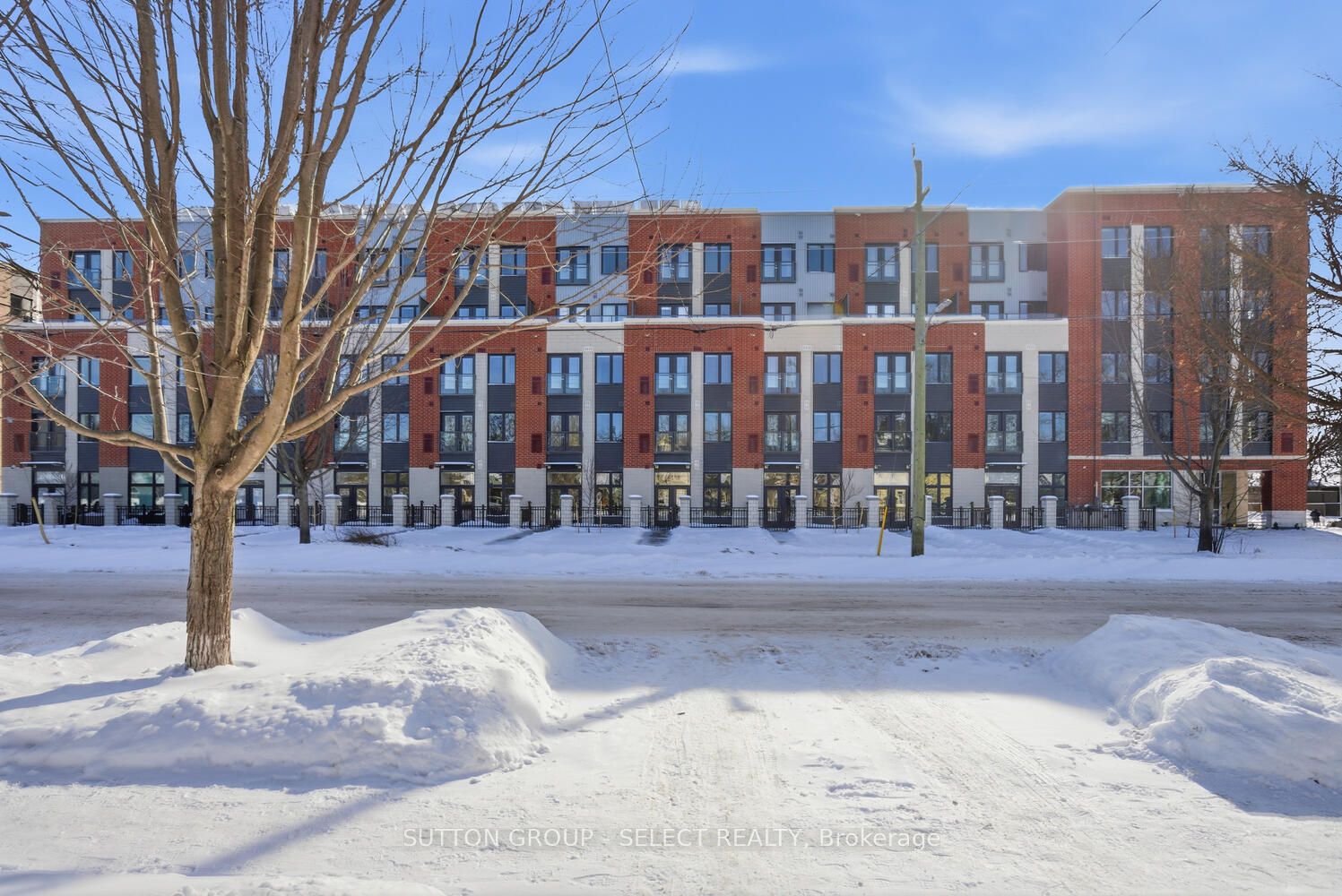 351 Hill Street 409, London East, ON N6B 2M1