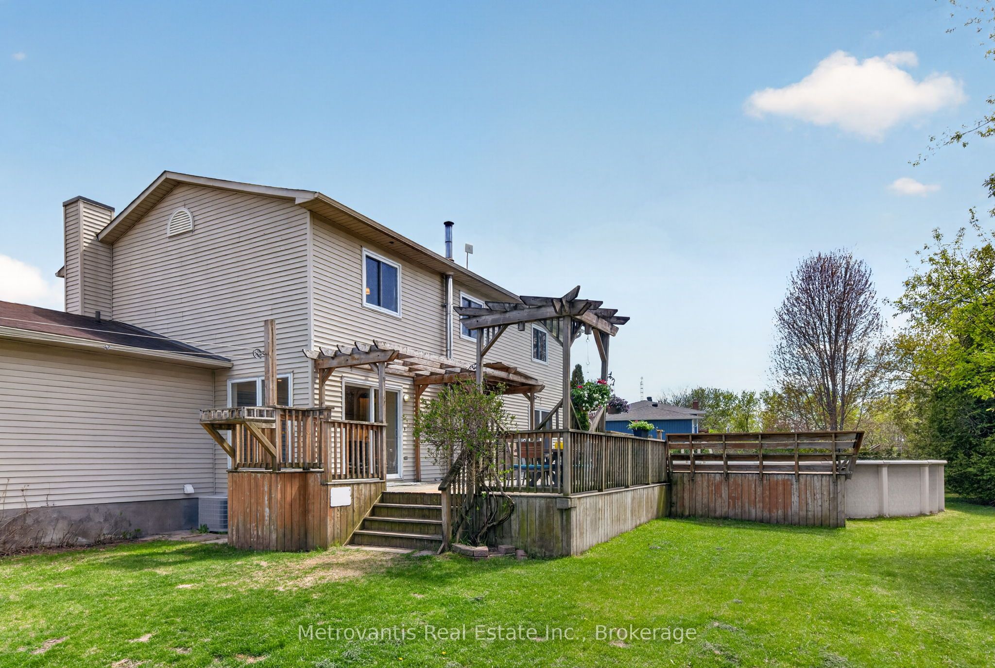1646 Groves Road, Russell, ON K4R 1E5 photo 3