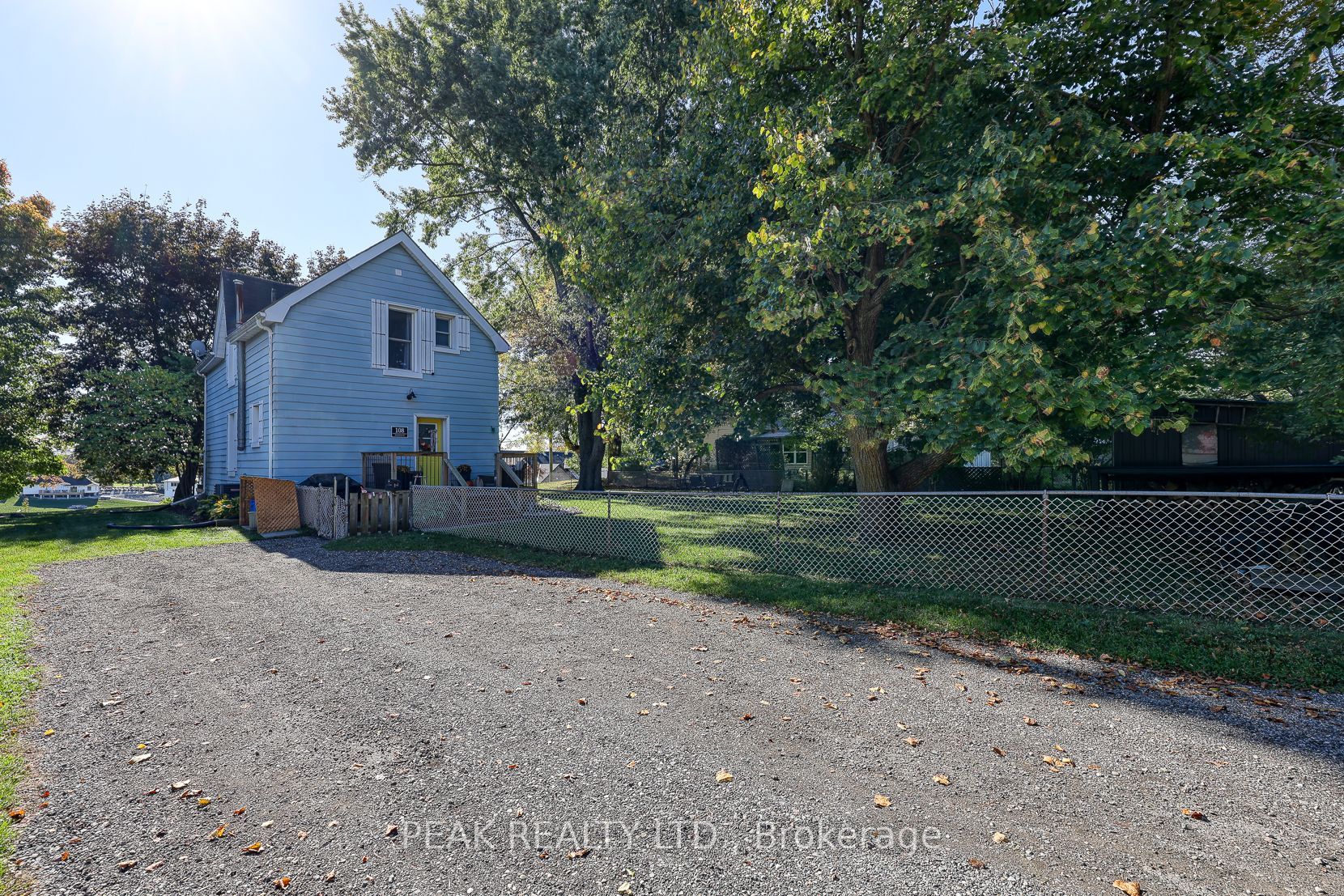 108 BALDWIN Street, Tillsonburg, ON N4G 2K6 photo 2