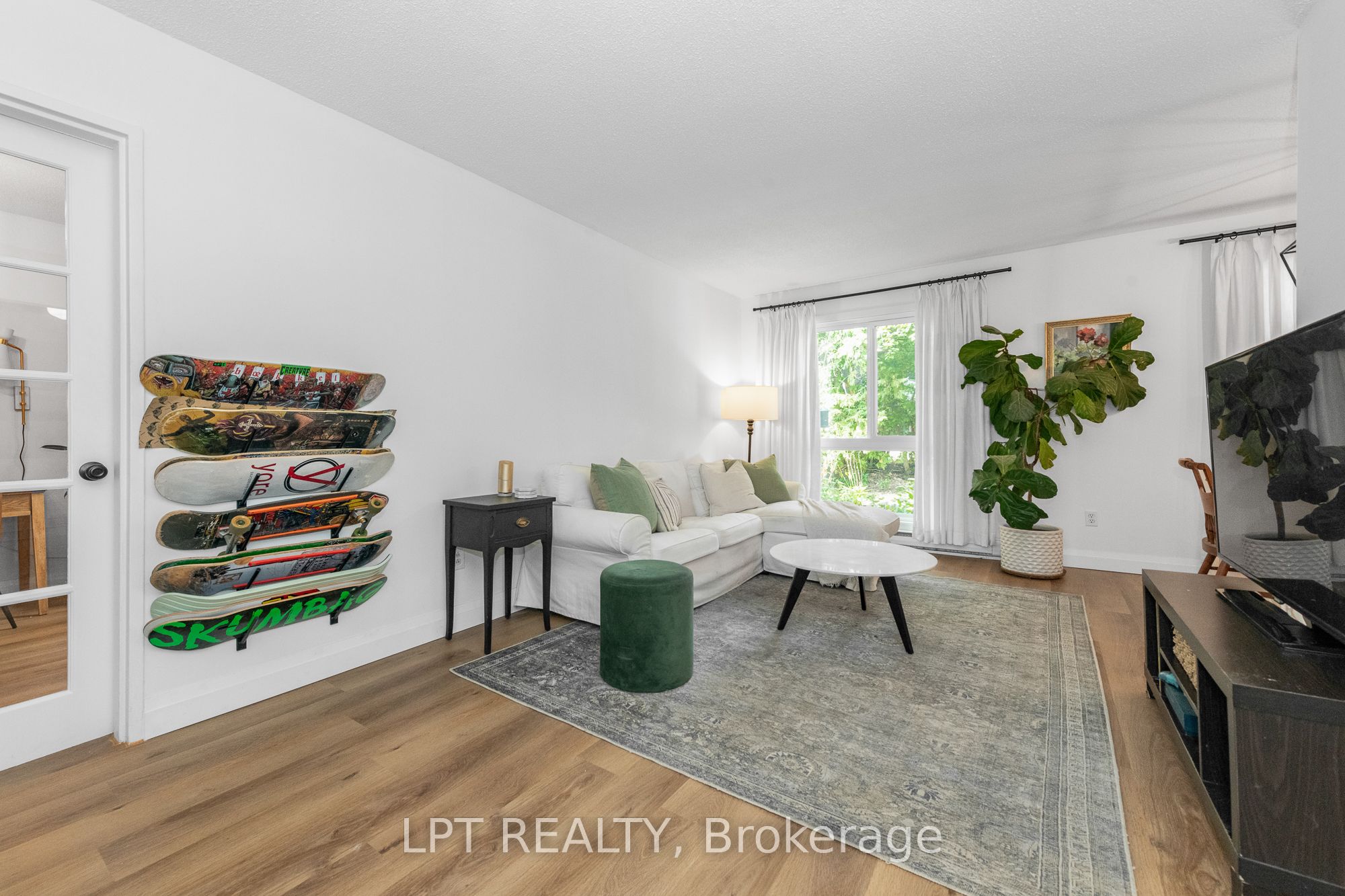 2080 OGILVIE Road 7J, Beacon Hill North - South and Area, ON K1J 7N8 photo 5