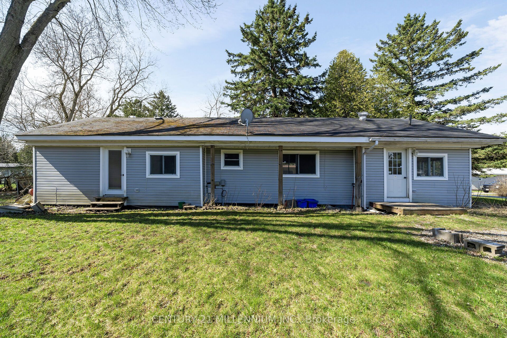 17 Cedar Lane, Erin, ON N0B 1T0 photo 2