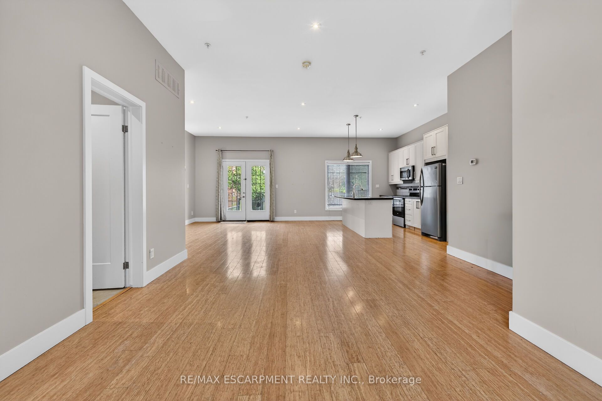 167 Walnut Street S, Hamilton, ON L8N 2L8 photo 5