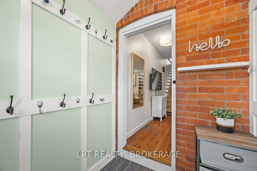 570 Frontenac Street, Kingston, ON K7K 4M2 photo 5