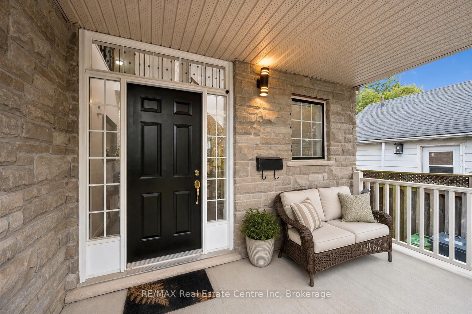 7 HARDY Street, Guelph, ON N1E 5G4 photo 2