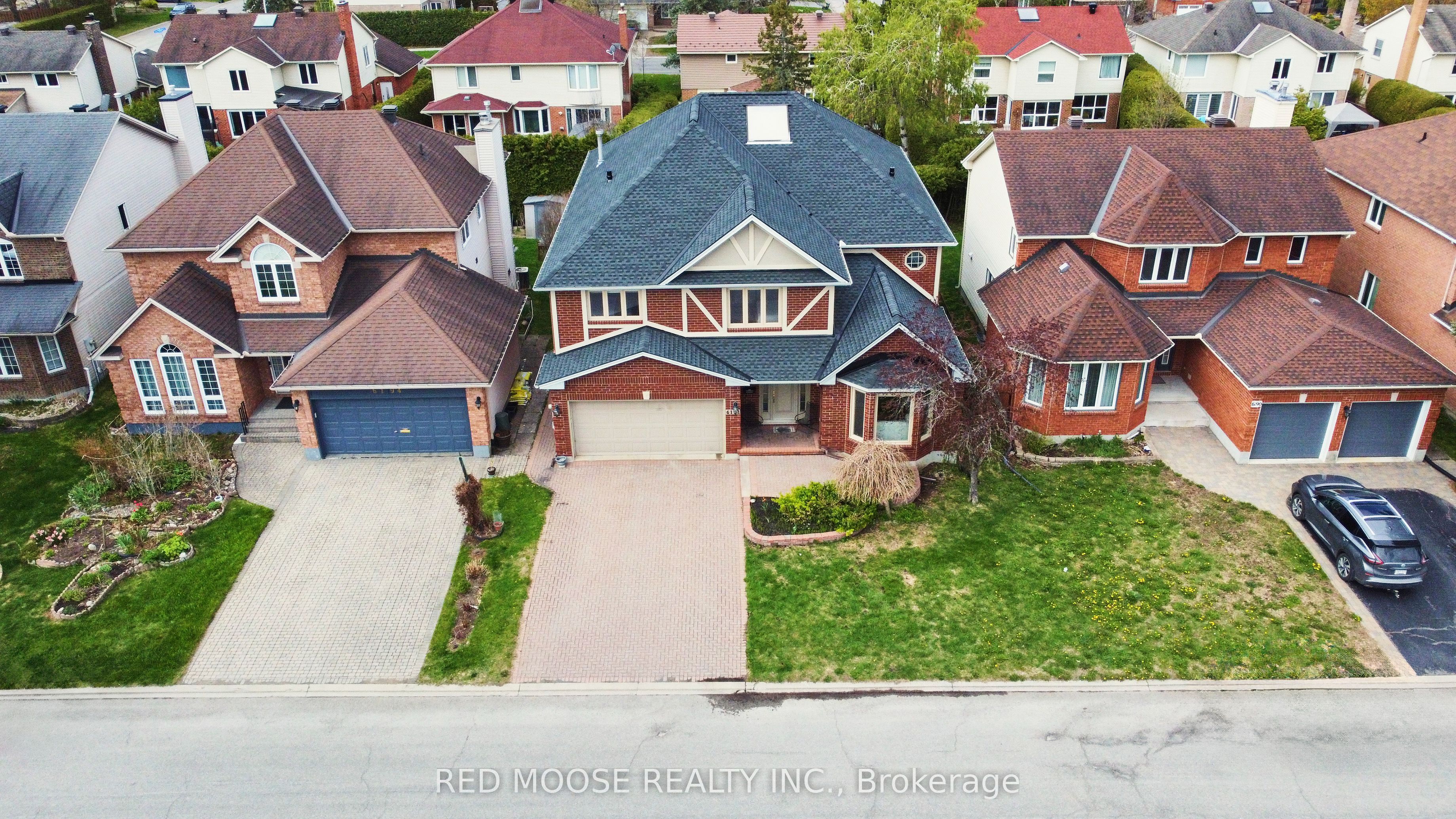 6192 Ravine Way, Orleans - Convent Glen and Area, ON K1C 2W4