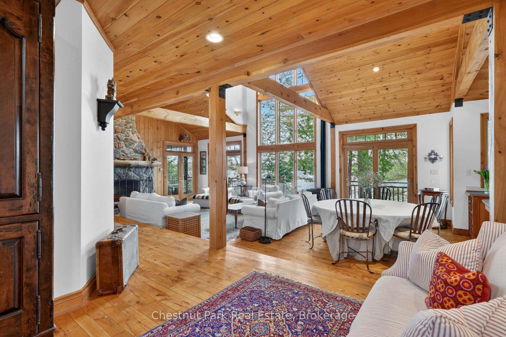 1069 Ridge Road, Muskoka Lakes, ON P0C 1M0 photo 5