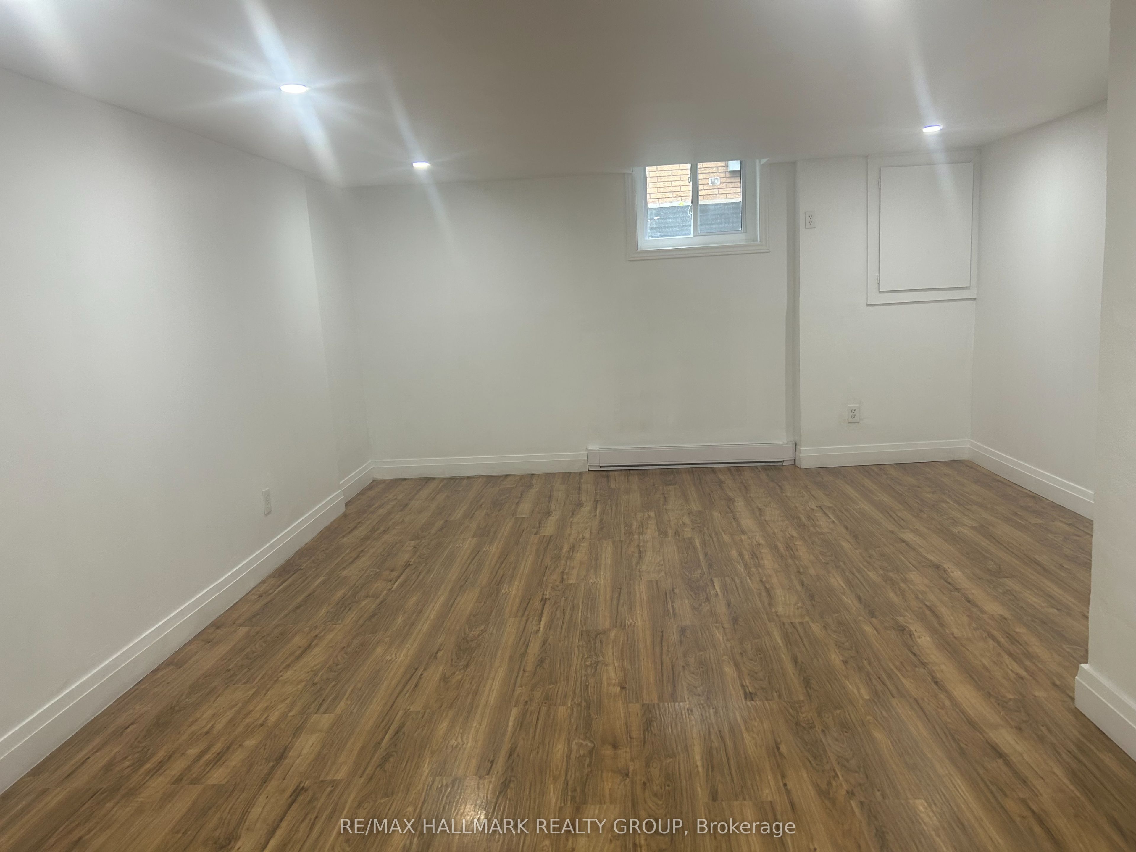 1540 Maxime Street B, Cyrville - Carson Grove - Pineview, ON K1B 3L1 photo 5