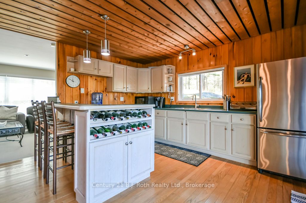 9 Severn River 403, Muskoka Lakes, ON P0C 1M0 photo 4