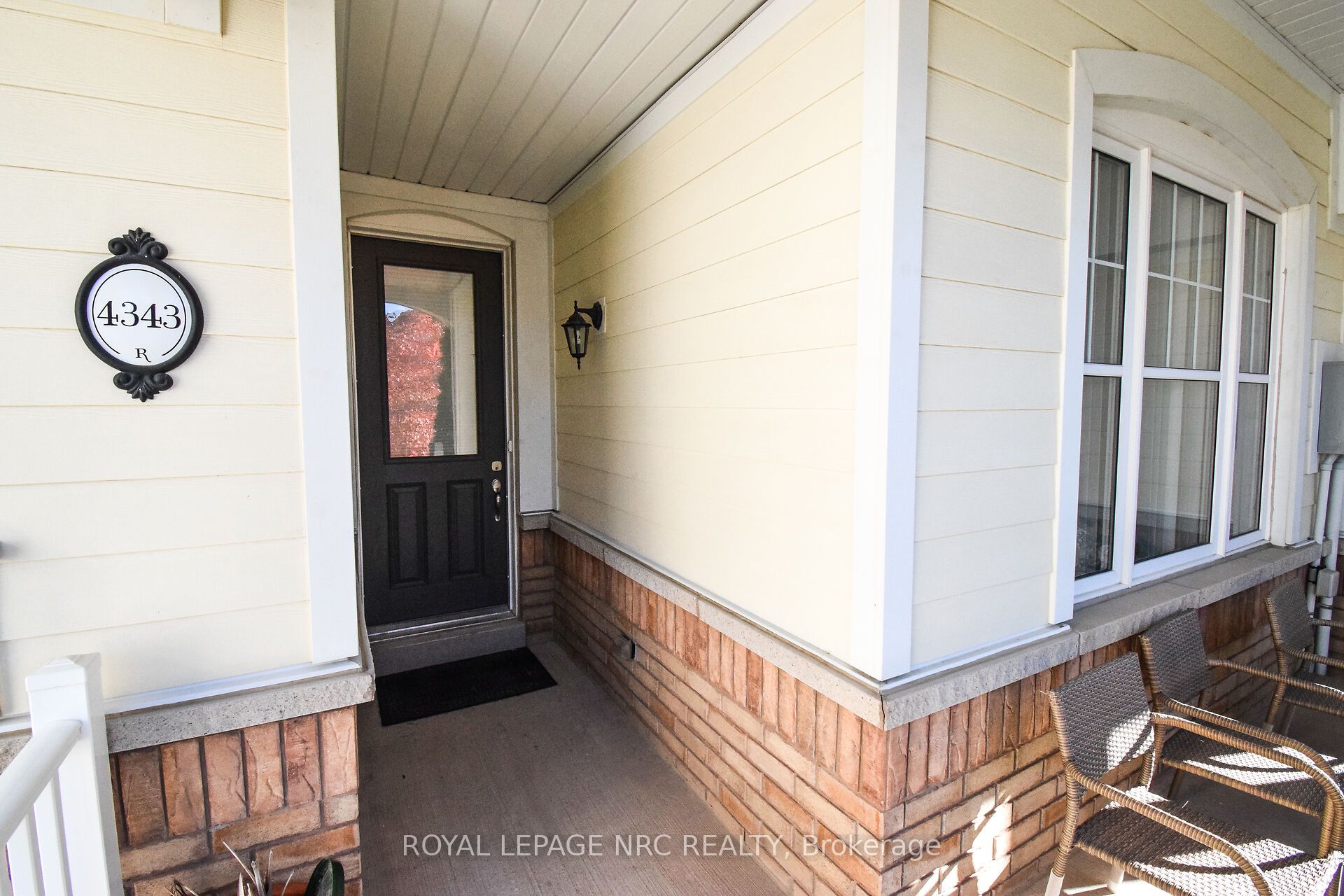 4343 Chemonda Street, Niagara Falls, ON L2G 0E0 photo 3