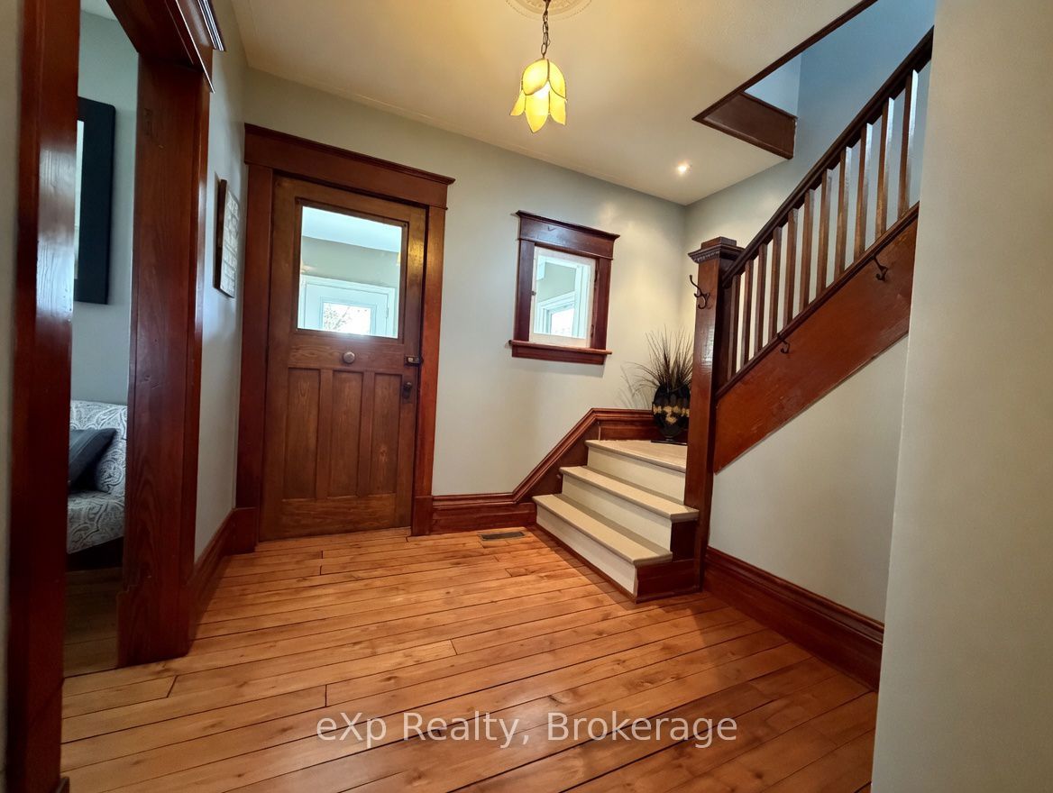 625 GIBSON Street, Brockton, ON N0G 2V0 photo 3
