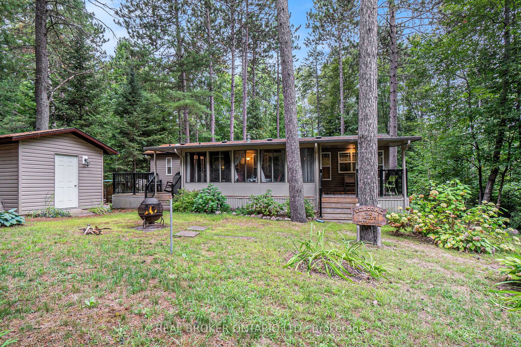 240 Pinewood Park Road H10, Whitewater Region, ON K0J 1Y0 photo 2