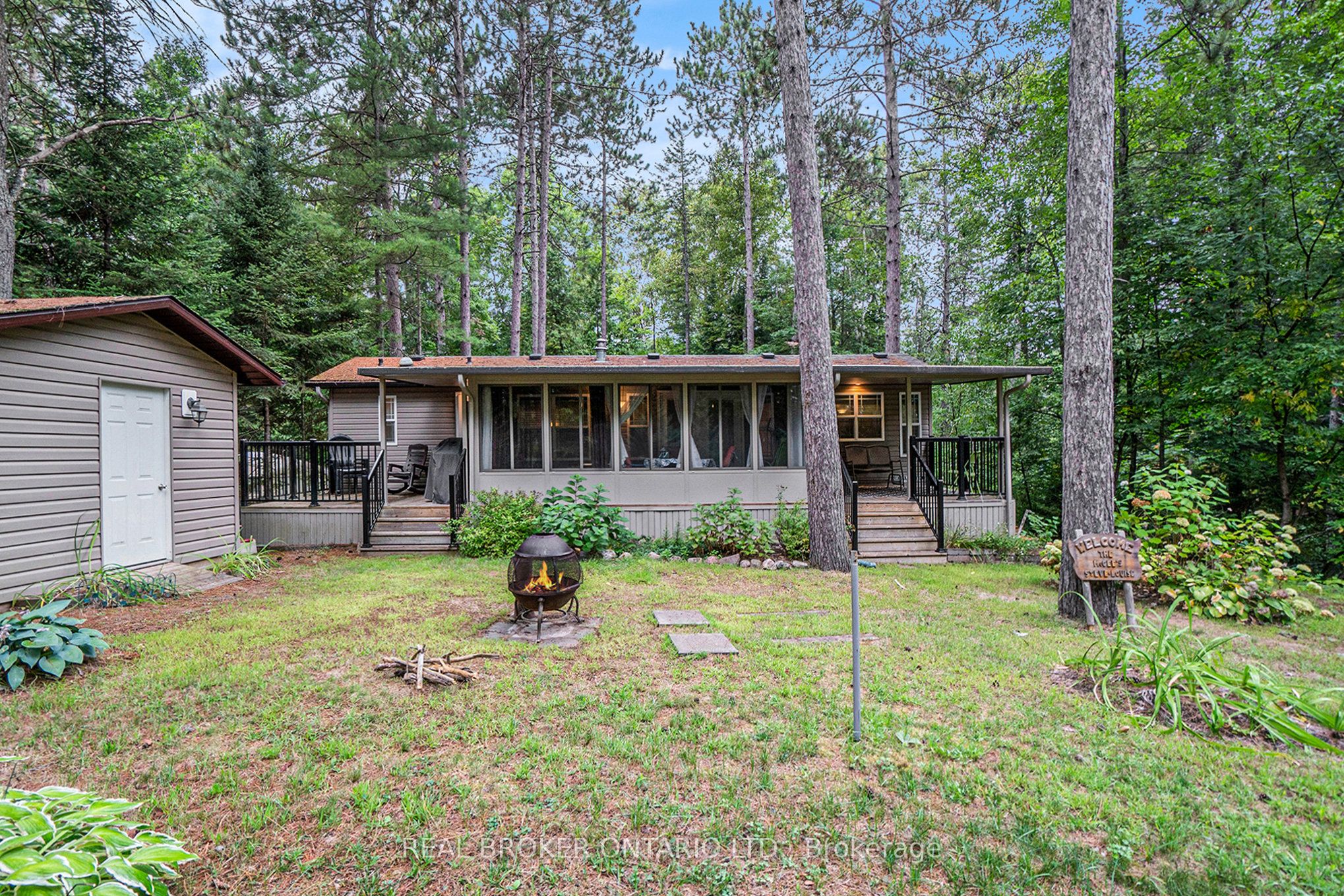 240 Pinewood Park Road H10, Whitewater Region, ON K0J 1Y0 photo 3