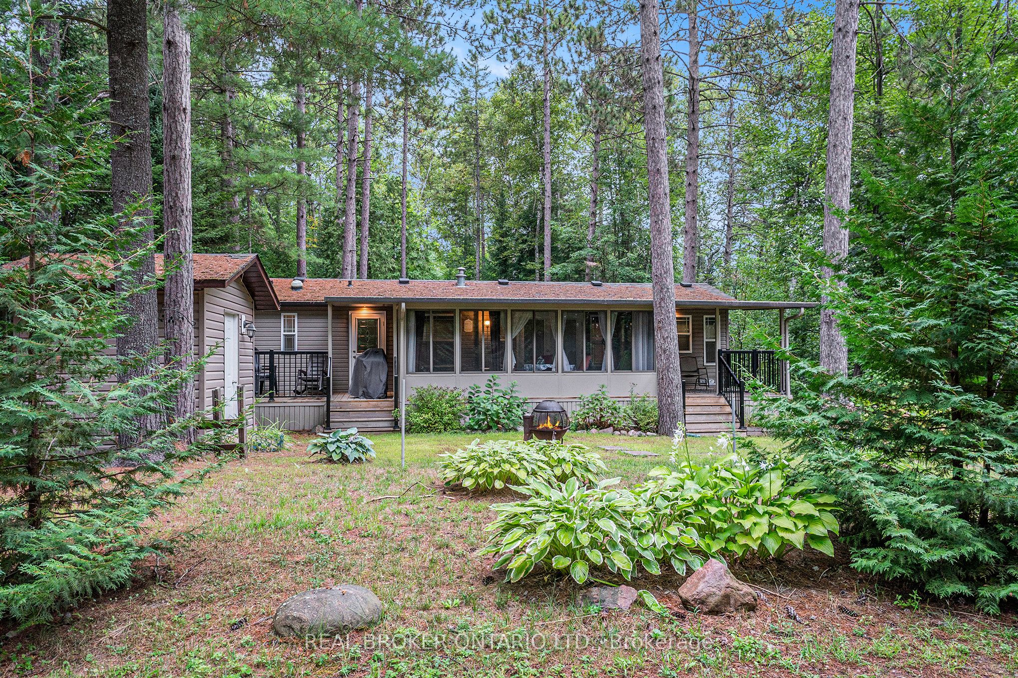 240 Pinewood Park Road H10, Whitewater Region, ON K0J 1Y0 photo 4