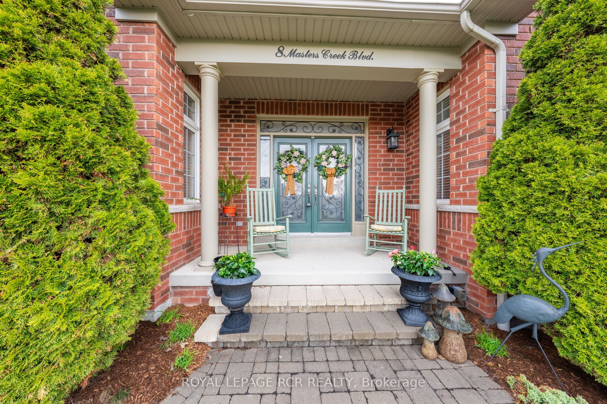 8 Masters Creek Boulevard, Mono, ON L9W 6L7 photo 4