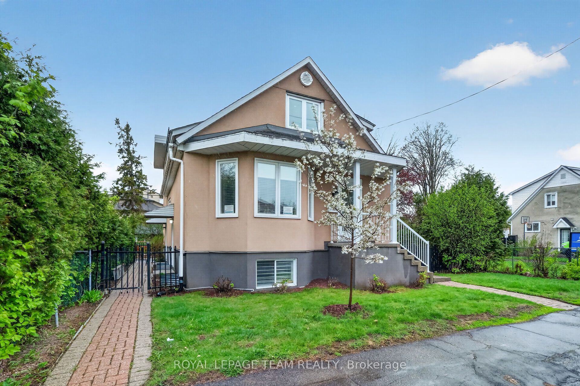 196 Prince Albert Street, Overbrook - Castleheights and Area, ON K1K 1Z7 photo 2