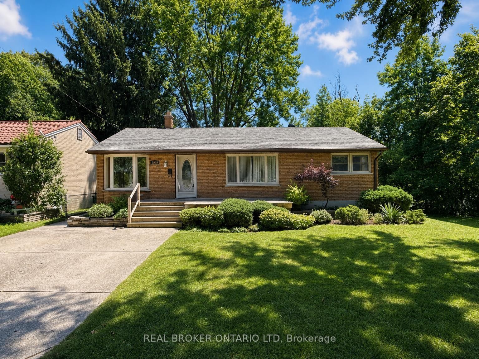 1863 Herbert Avenue, London East, ON N5V 2C6 photo 3