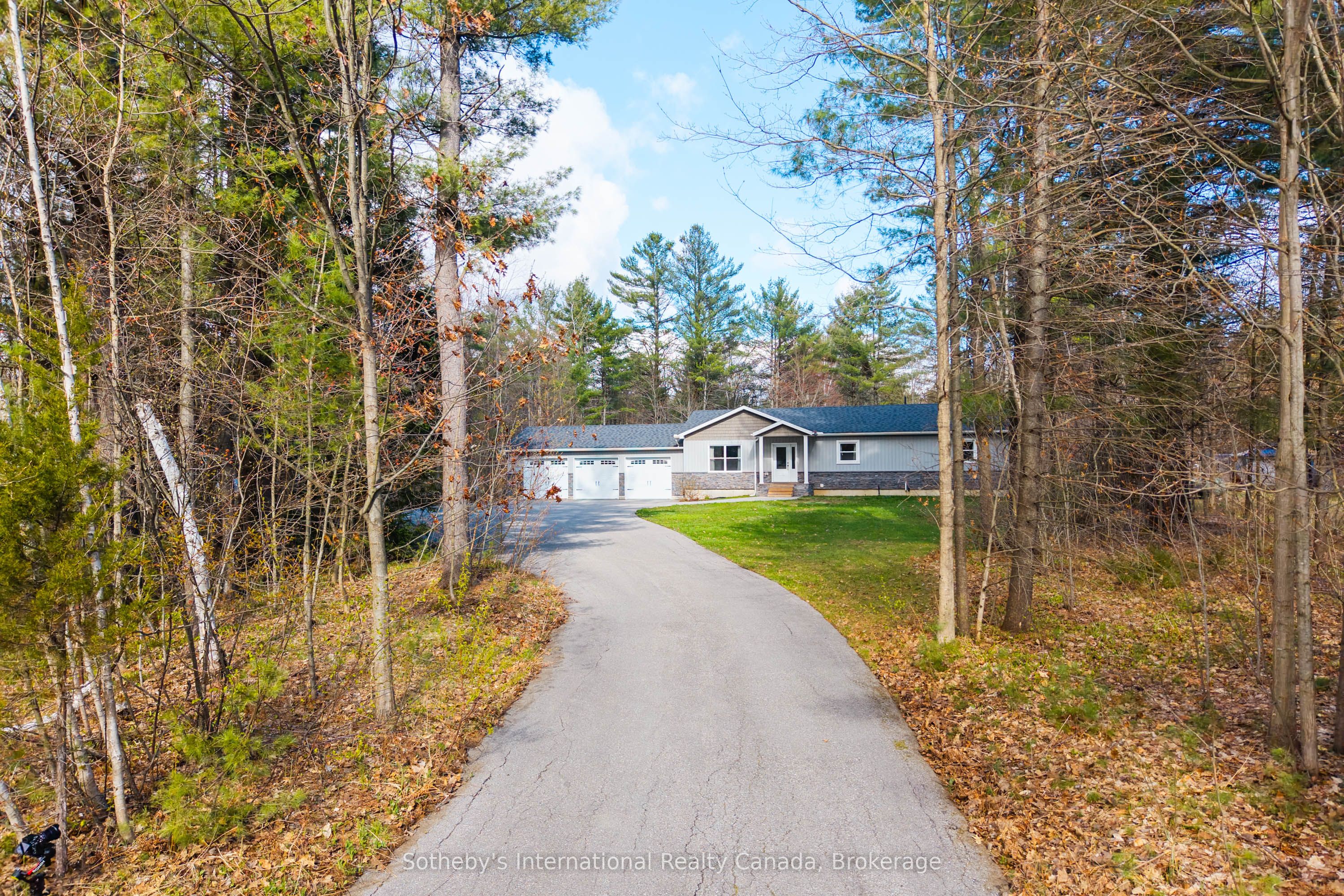 1021 Tower Crescent, Gravenhurst, ON P0E 1G0 photo 3