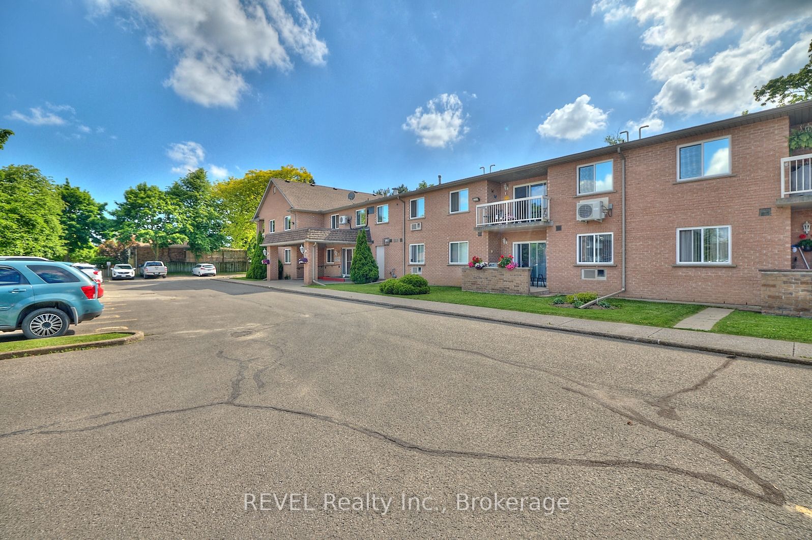 117 WILLSON Road 19, Welland, ON L3C 2T4 photo 4