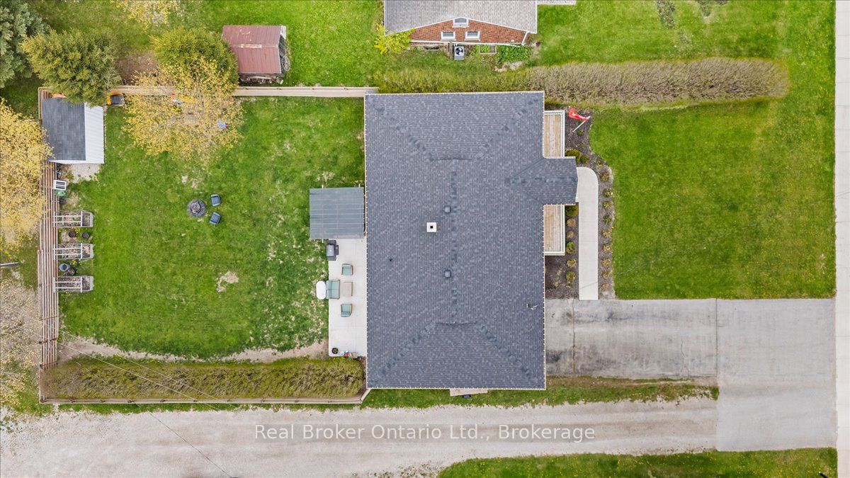 1050 9 Highway, South Bruce, ON N0G 2J0 photo 3
