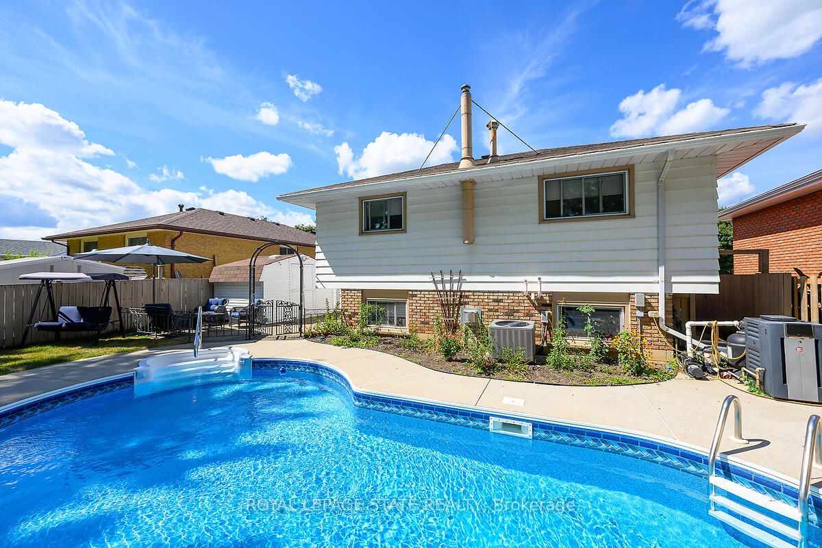 24 Oxford Street, Brantford, ON N3R 5C6 photo 4