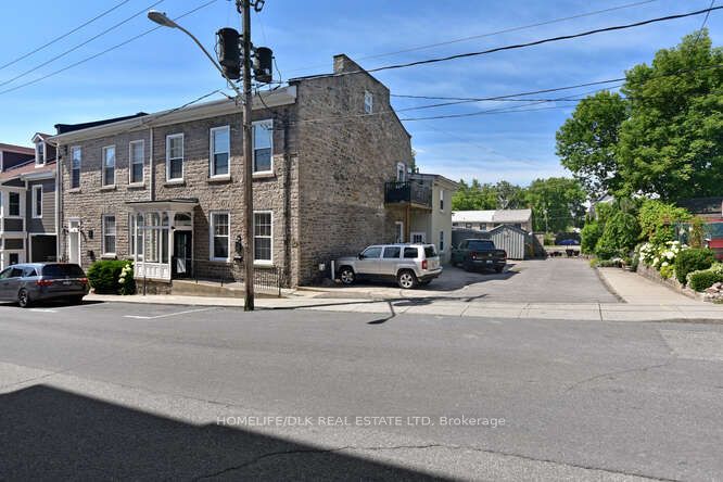 32 APPLE Street, Brockville, ON K6V 4X8 photo 2