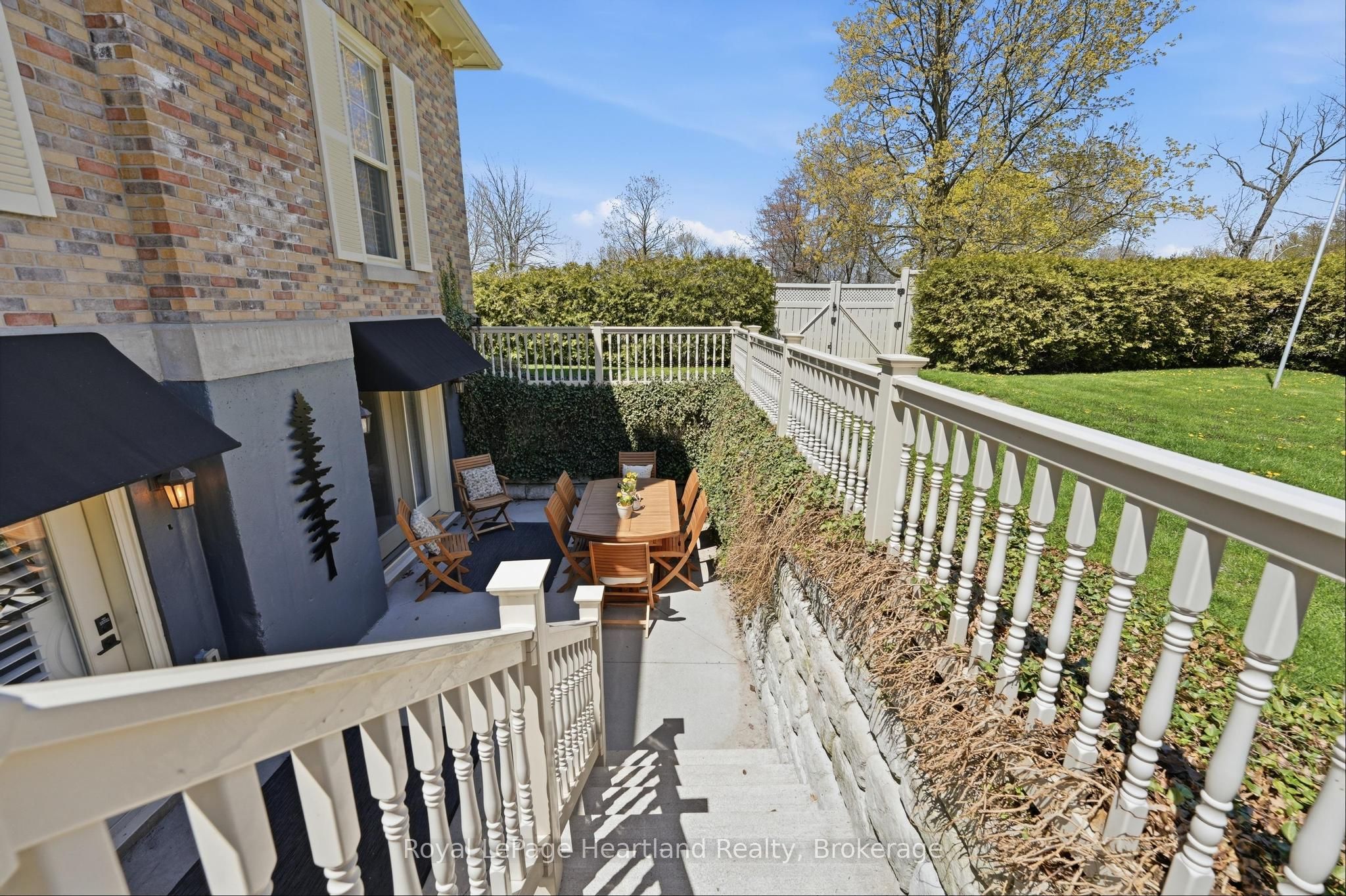 5 COBOURG Street 100, Goderich, ON N7A 2J1
