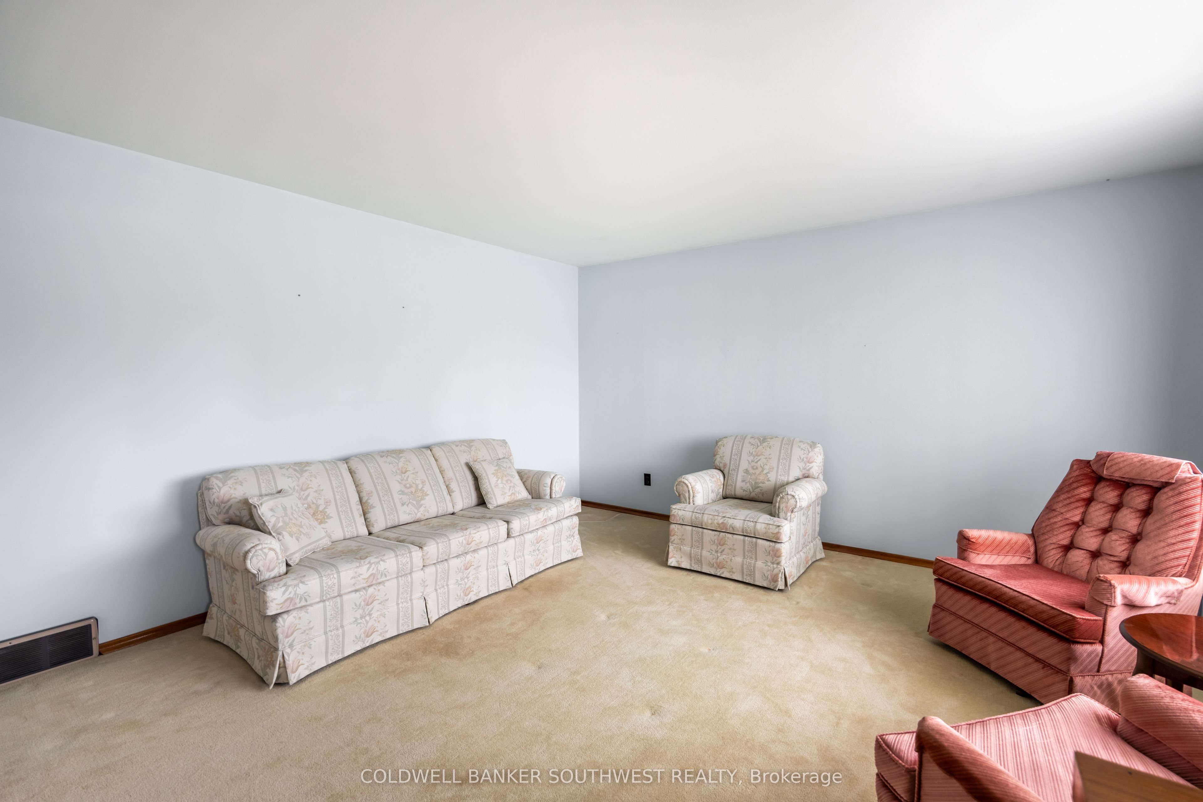 1003 Michigan Avenue, Sarnia, ON N7T 7B7 photo 5