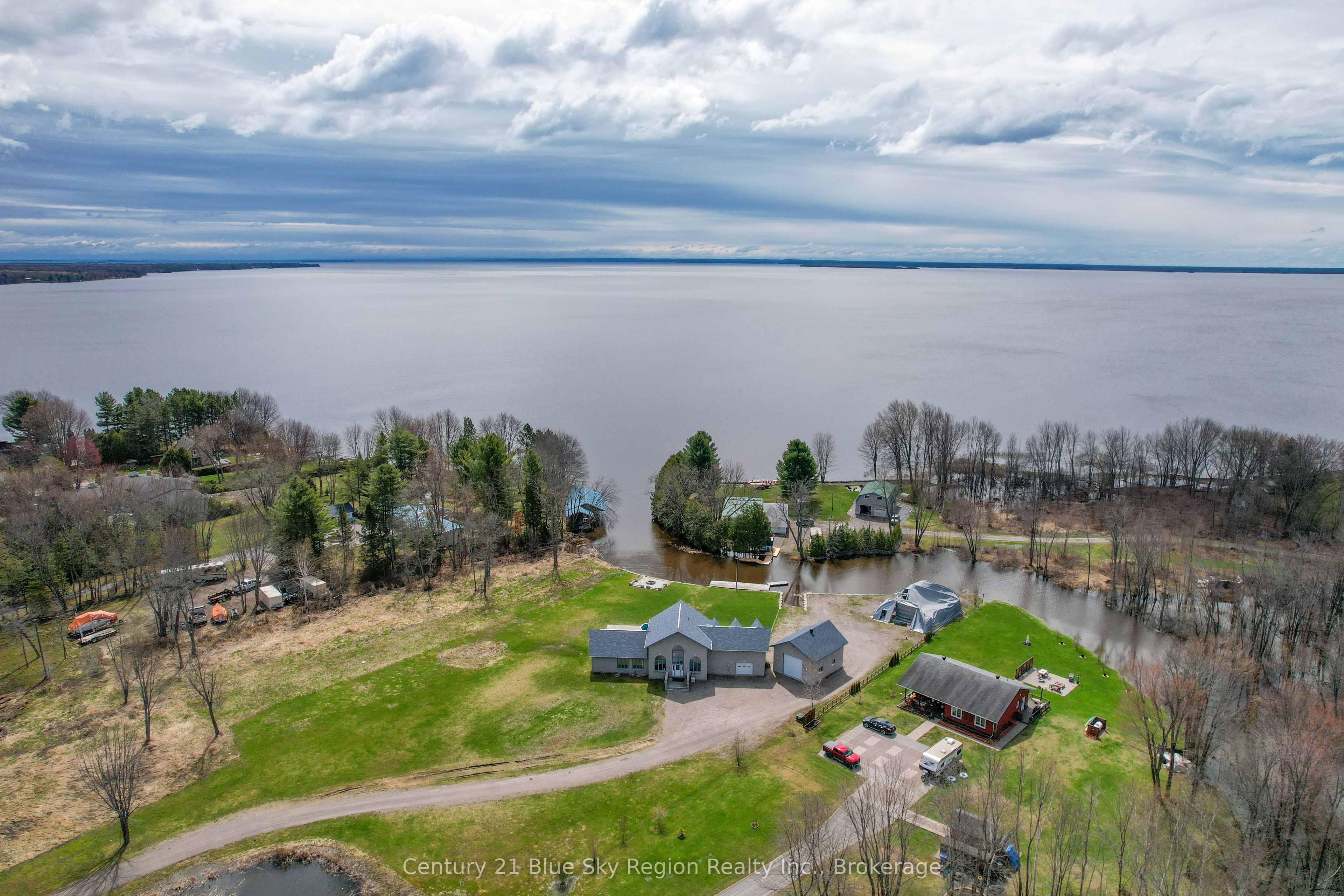 488 MARLEAU Road, West Nipissing, ON P2B 2X2